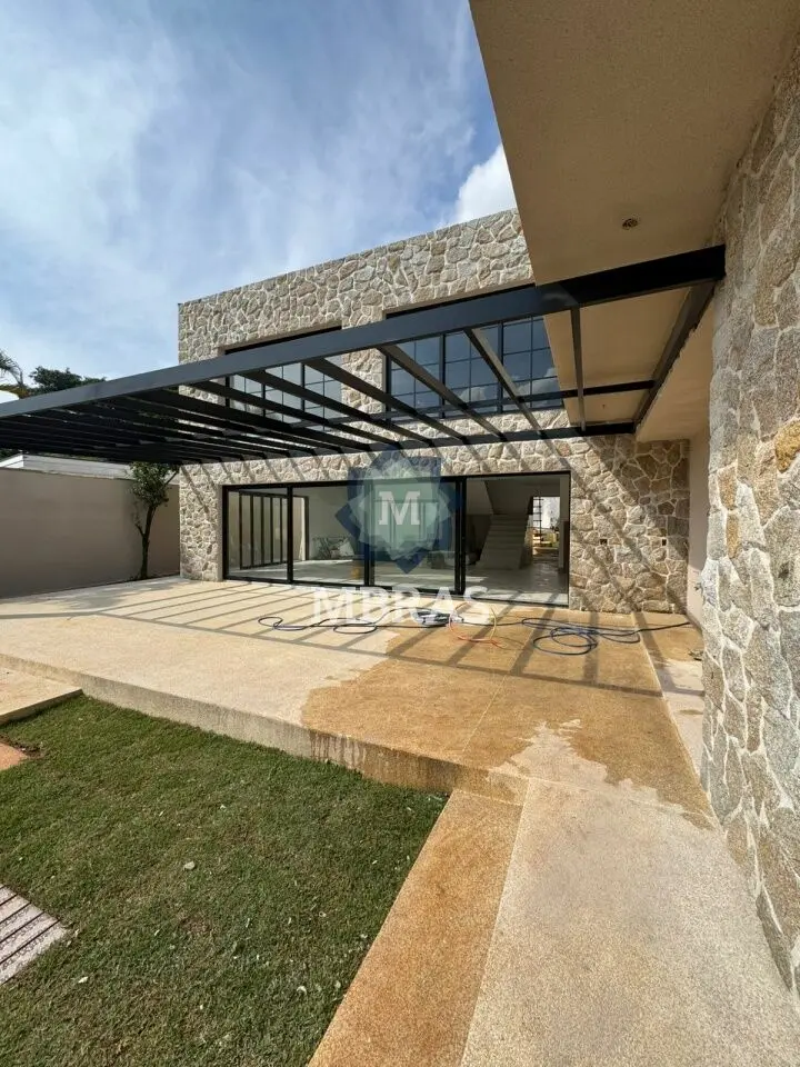 Casa 1050m² terreno | 700m² area construida | Cidade Jardim | 4 vagas | 3 suítes - foto 0