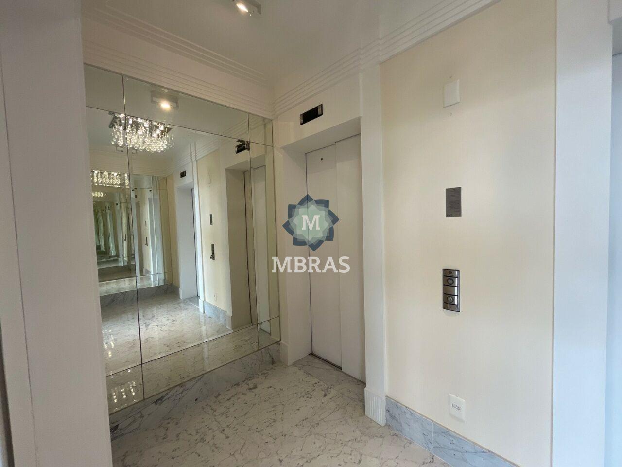 Residência de Alto Padrão em Condomínio Exclusivo em Moema - Sofisticação e Localização Privilegiada - foto 0