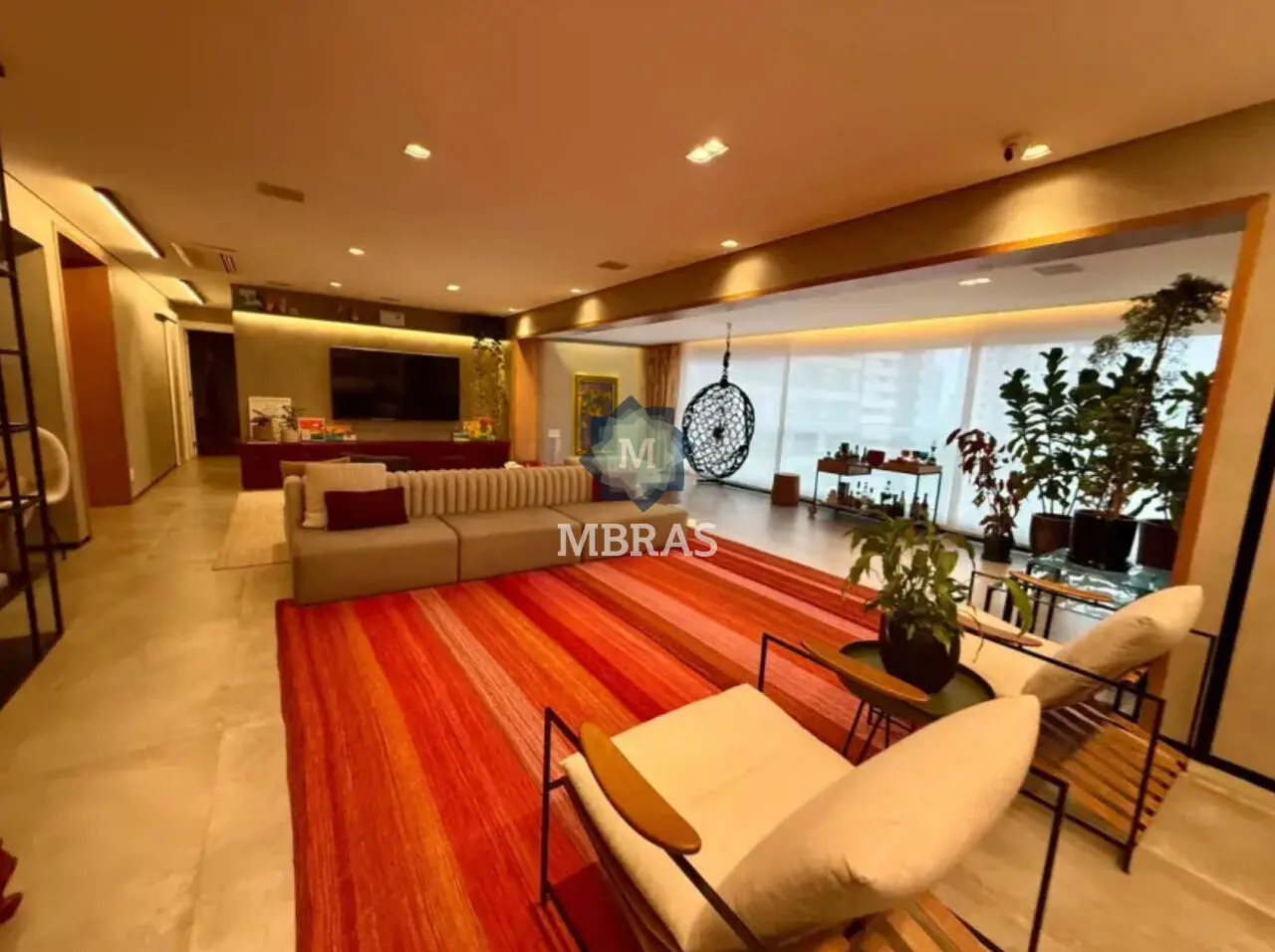 Apartamento com 5 Quartos e 6 banheiros à Venda, 250 m² - foto 0