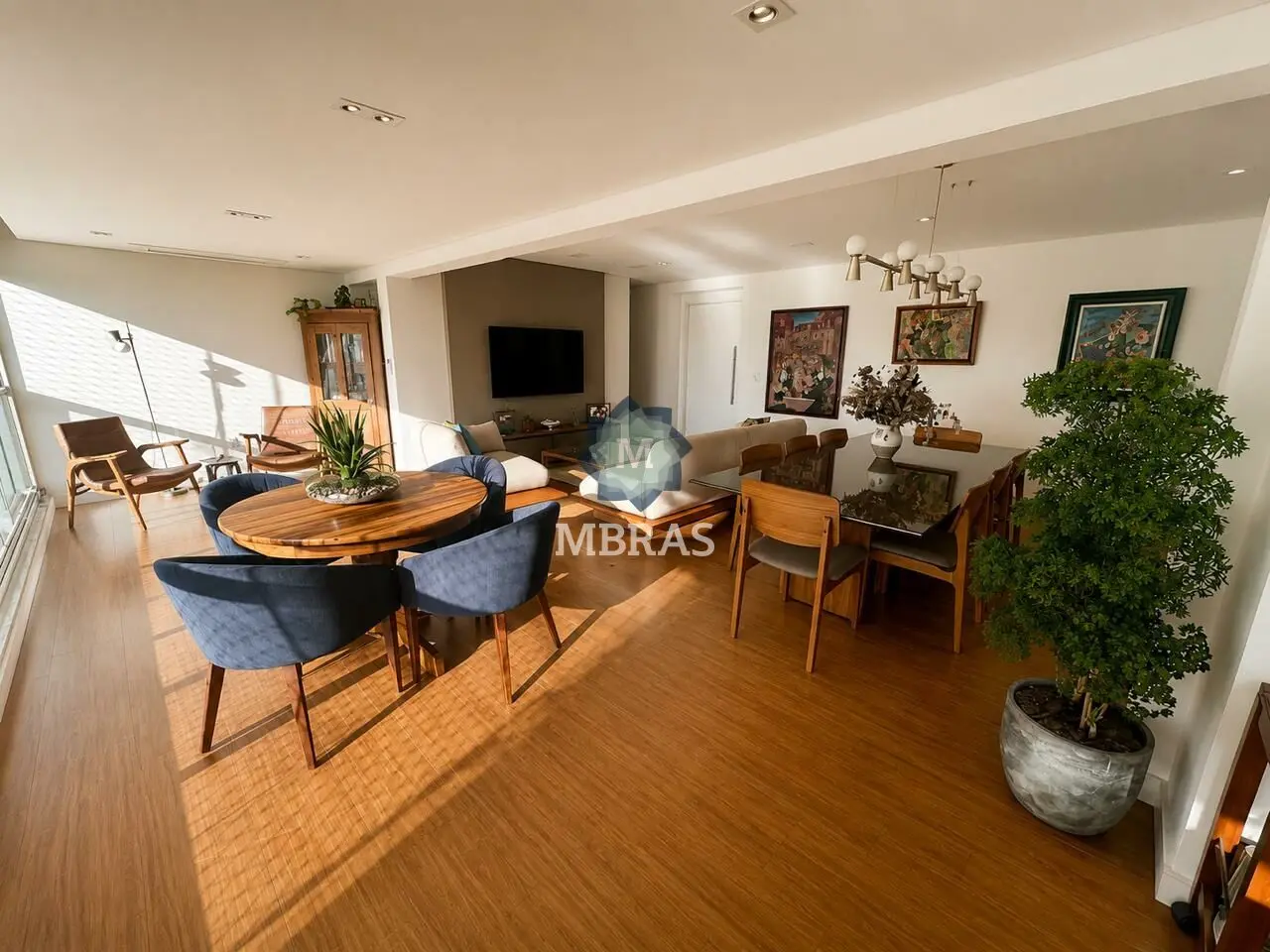 Design, conforto e localização estratégica em 189m² - foto 0