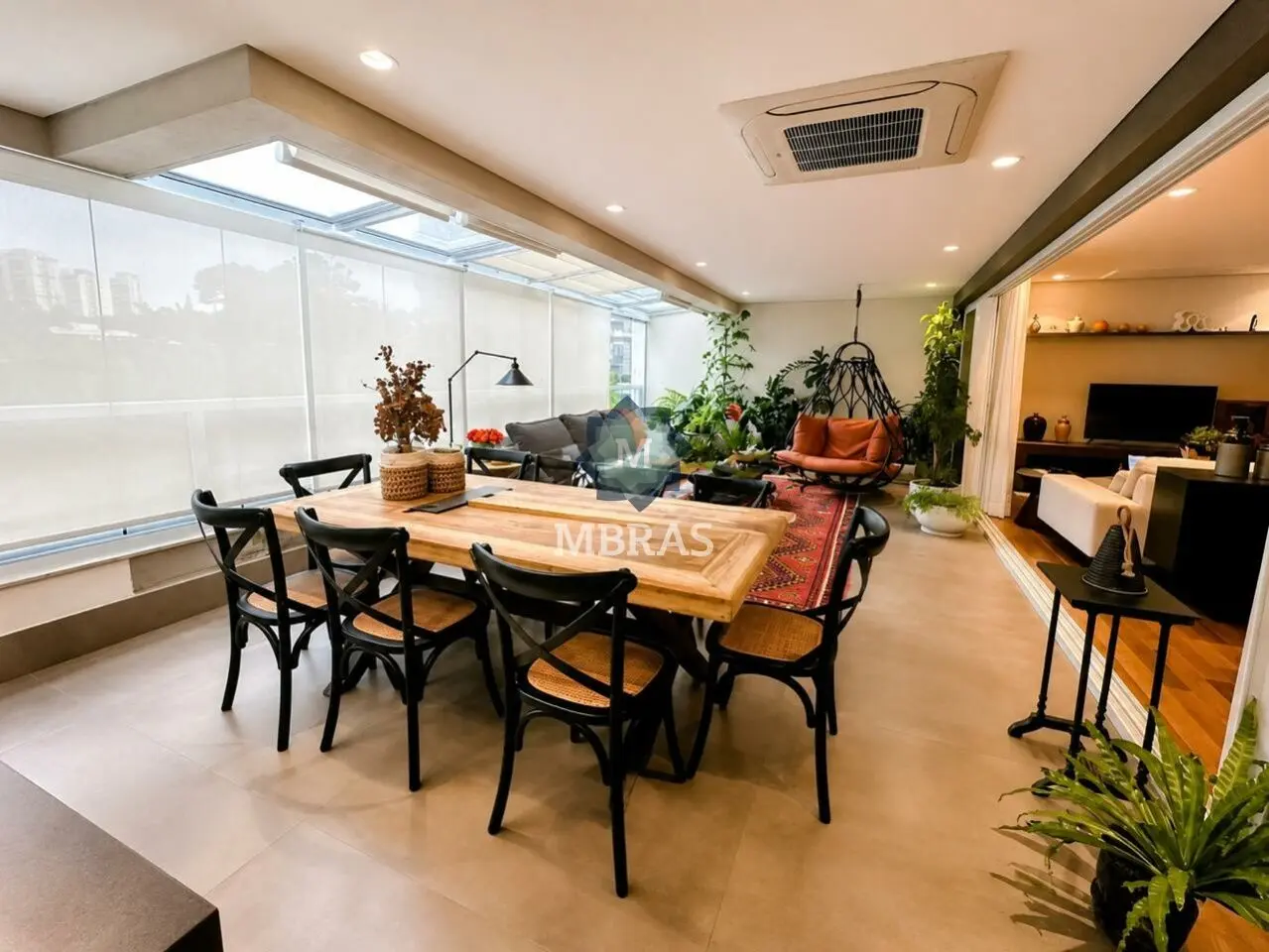 Design contemporâneo e lazer de clube em 235m² - foto 0