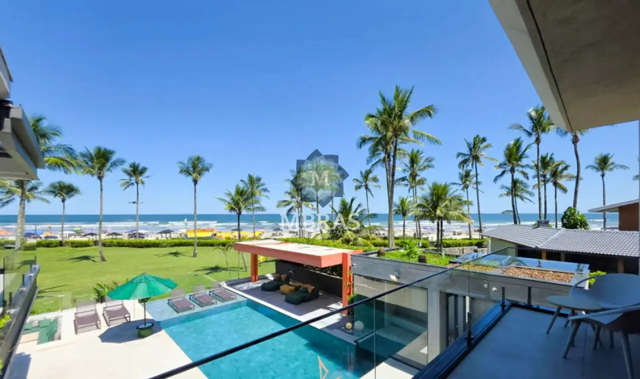 Casa pé na areia na Riviera em rua fechada, asfaltada e area privativa em frente a residencia - foto 0