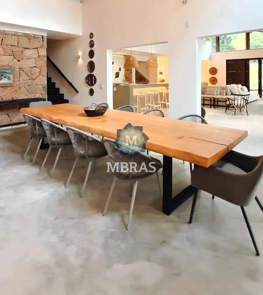 Casa Nova com Arquitetura Contemporânea Integrada à Natureza em Indaiatuba - foto 0
