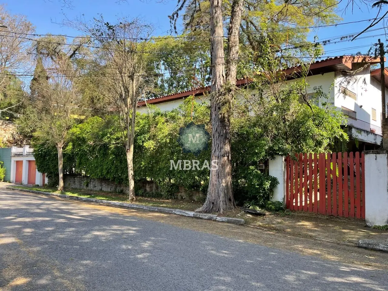 Residência Exclusiva em uma das Ruas Mais Reservadas da Cidade Jardim - foto 1