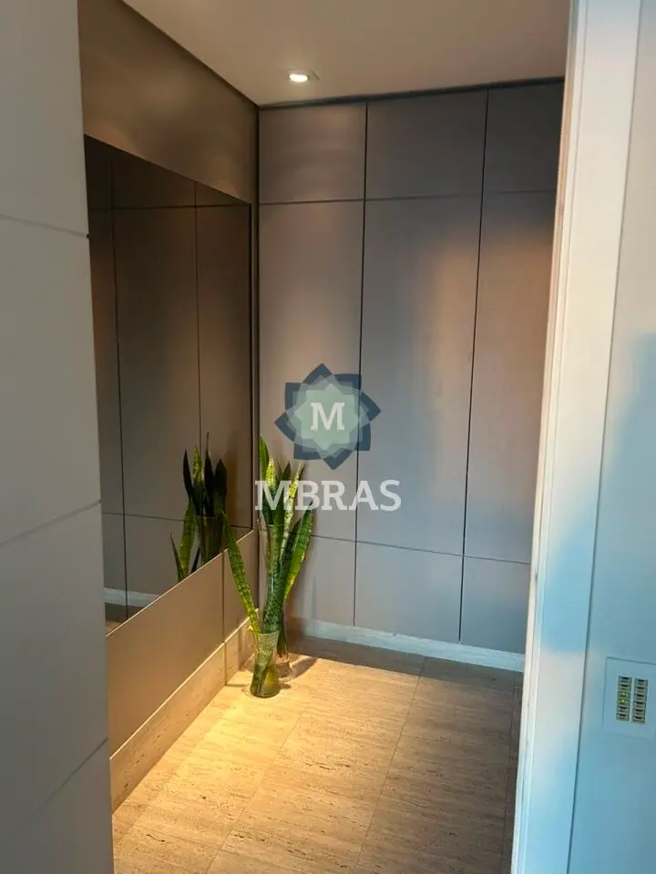 Apartamento em andar alto com varanda e vista aberta na Vila Nova Conceição - foto 1