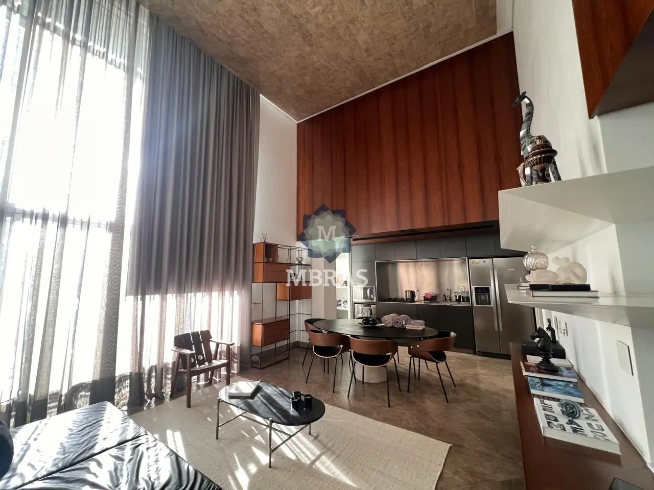 Arquitetura contemporânea e pé-direito marcante na Vila Nova Conceição - foto 1