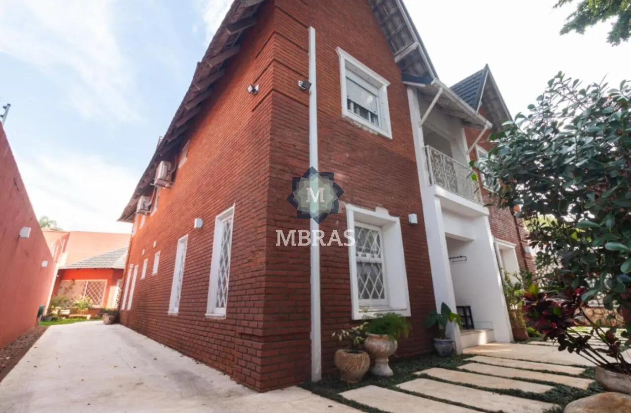 Casa de Alto Padrão em Região Nobre - foto 1