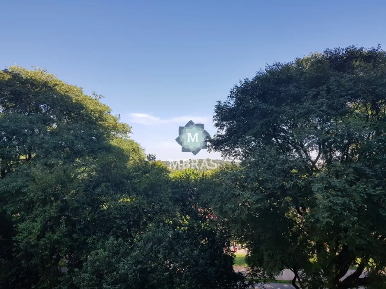 Apartamento debruçado no Parque do Povo - foto 0
