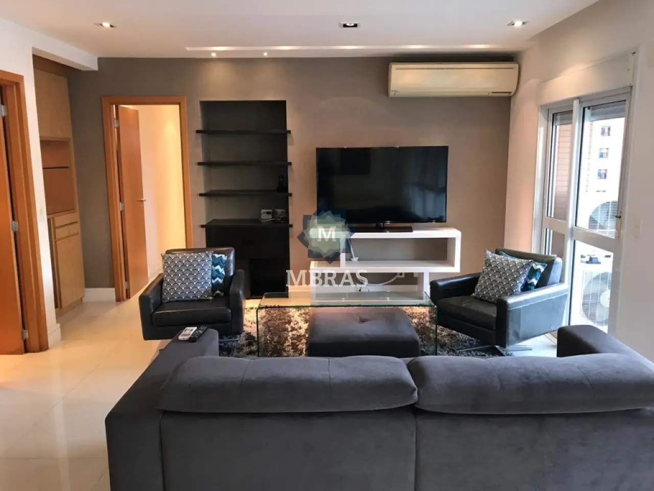 Lindo apartamento com belíssima vista! - foto 0